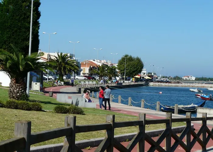 Ria דירה טוריירה